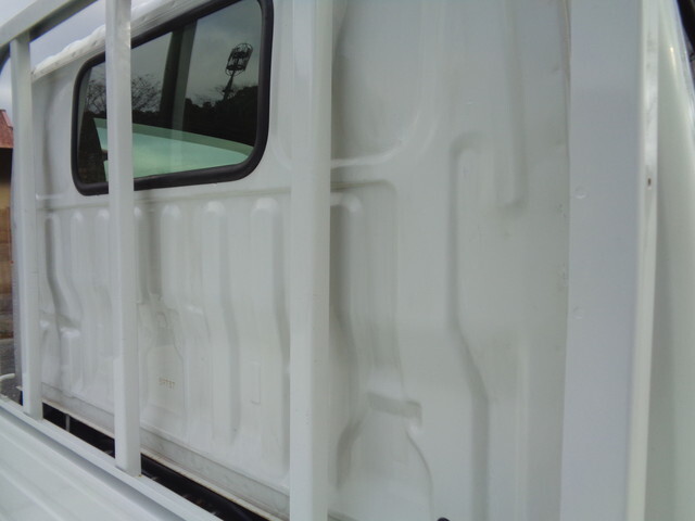 トヨタトヨエース平ボディ小型（2t・3t）[写真16]