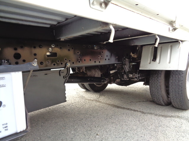 トヨタトヨエース平ボディ小型（2t・3t）[写真20]