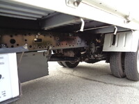 トヨタトヨエース平ボディ小型（2t・3t）[写真21]