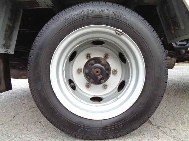 トヨタトヨエース平ボディ小型（2t・3t）[写真26]