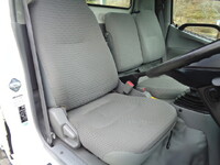 トヨタトヨエース平ボディ小型（2t・3t）[写真30]