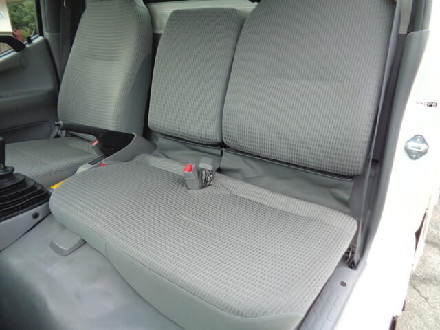 トヨタトヨエース平ボディ小型（2t・3t）[写真31]