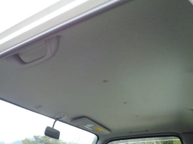 トヨタトヨエース平ボディ小型（2t・3t）[写真32]