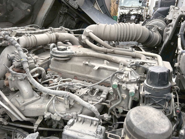 日野プロフィアアルミウイング大型（10t）[写真29]