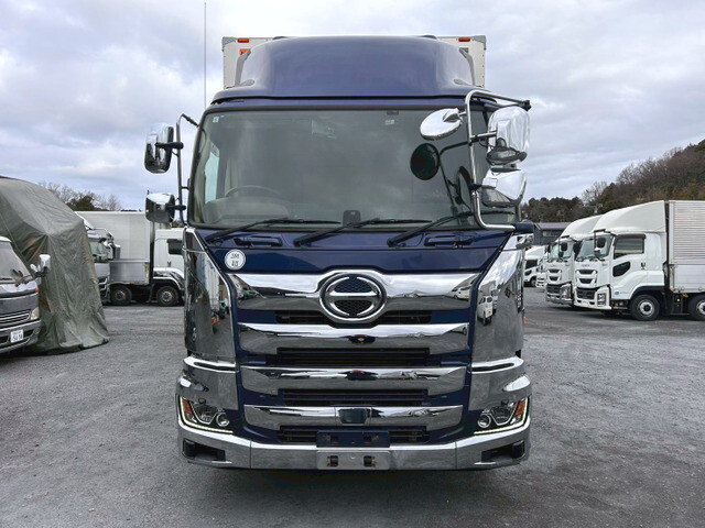 日野プロフィアアルミウイング大型（10t）[写真03]