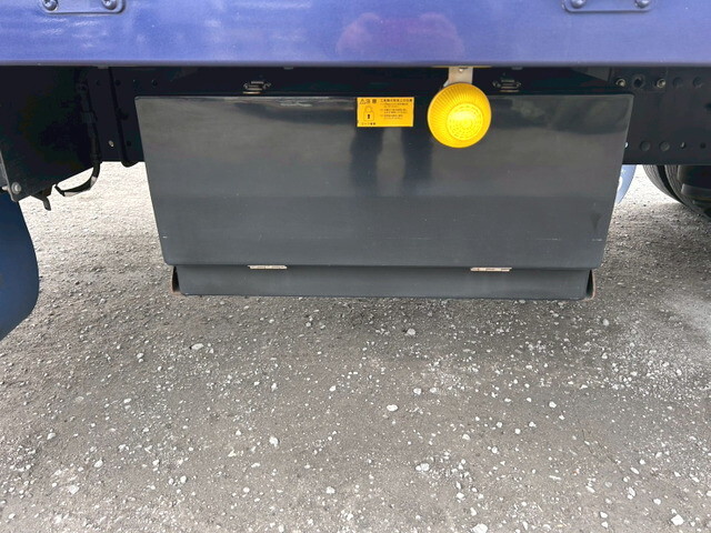 日野プロフィアアルミウイング大型（10t）[写真32]