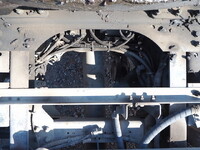 UDトラックスクオントレーラーヘッド（トラクターヘッド）大型（10t）[写真25]