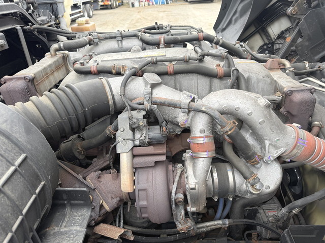 いすゞギガ冷凍車（冷蔵車）大型（10t）[写真20]