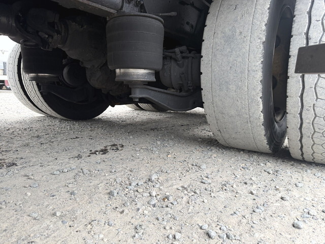 いすゞギガ冷凍車（冷蔵車）大型（10t）[写真26]