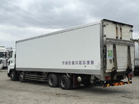 いすゞギガ冷凍車（冷蔵車）大型（10t）[写真02]