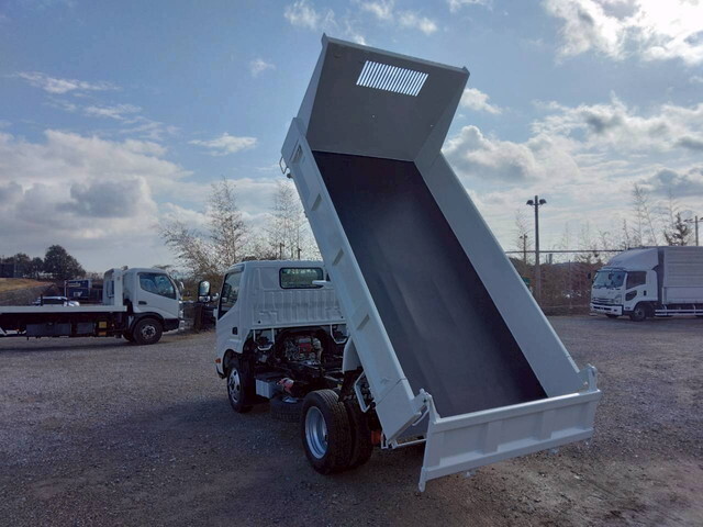 日野デュトロダンプ小型（2t・3t）[写真02]