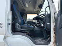 いすゞギガ冷蔵冷凍ウイング大型（10t）[写真22]