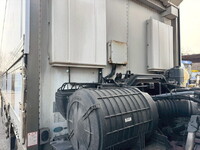 いすゞギガ冷蔵冷凍ウイング大型（10t）[写真34]