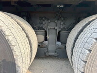 いすゞギガ冷蔵冷凍ウイング大型（10t）[写真38]