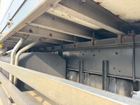 いすゞギガ冷蔵冷凍ウイング大型（10t）[写真39]