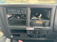 いすゞギガアルミウイング大型（10t）[写真24]