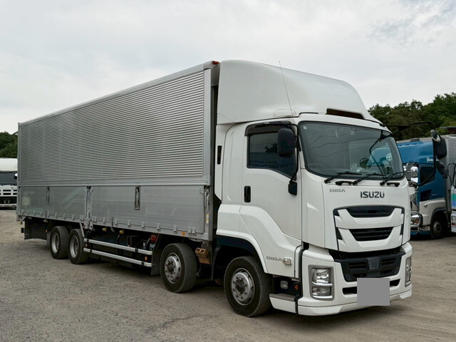 いすゞギガアルミウイング大型（10t）[写真03]
