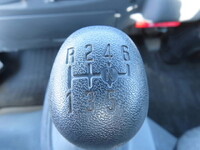 いすゞエルフクレーン6段小型（2t・3t）[写真25]