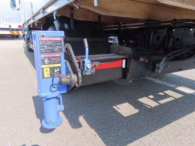 いすゞエルフクレーン6段小型（2t・3t）[写真36]