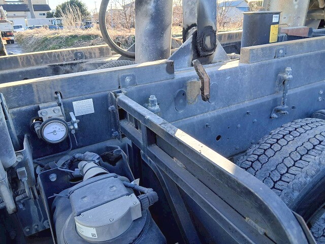 いすゞギガダンプ大型（10t）[写真16]