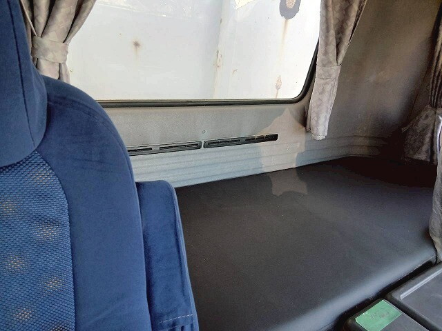 いすゞギガダンプ大型（10t）[写真29]