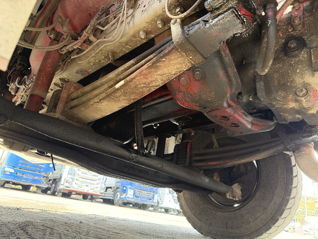 日野プロフィアクレーン付大型（10t）[写真17]