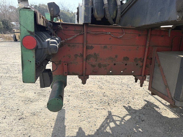 日野プロフィアクレーン付大型（10t）[写真23]