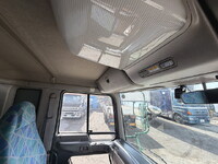 日野プロフィアクレーン付大型（10t）[写真40]