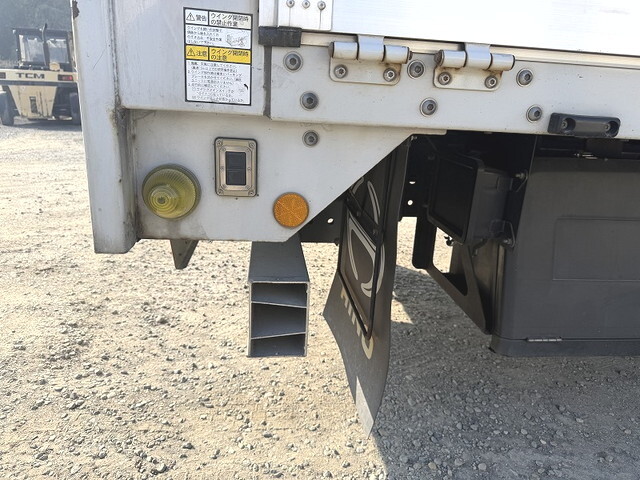日野プロフィアアルミウイング大型（10t）[写真18]