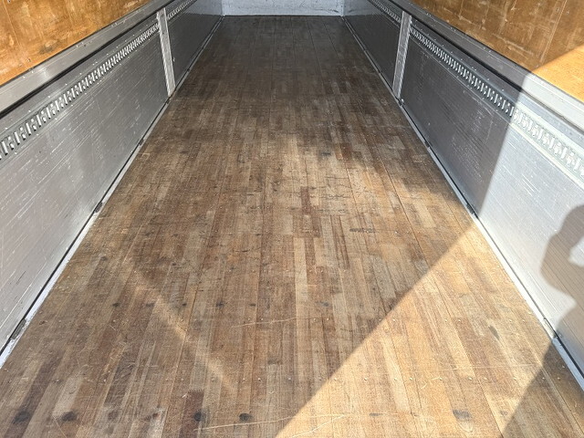 日野プロフィアアルミウイング大型（10t）[写真26]