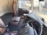 日野プロフィアアルミウイング大型（10t）[写真34]