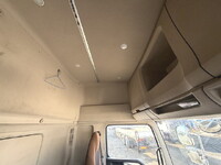 日野プロフィアアルミウイング大型（10t）[写真40]