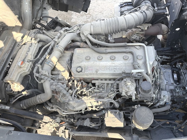 日野プロフィアアルミウイング大型（10t）[写真08]