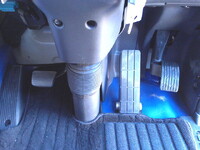 UDトラックスクオンダンプ大型（10t）[写真23]