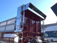 UDトラックスクオンダンプ大型（10t）[写真39]