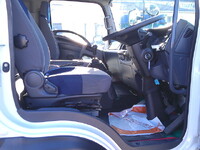 いすゞフォワードアルミウイング中型（4t）[写真25]