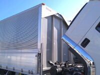 いすゞフォワードアルミウイング中型（4t）[写真40]