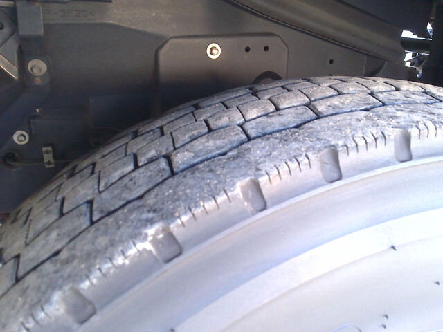 いすゞフォワードアルミウイング中型（4t）[写真09]