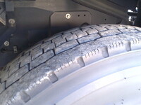 いすゞフォワードアルミウイング中型（4t）[写真10]