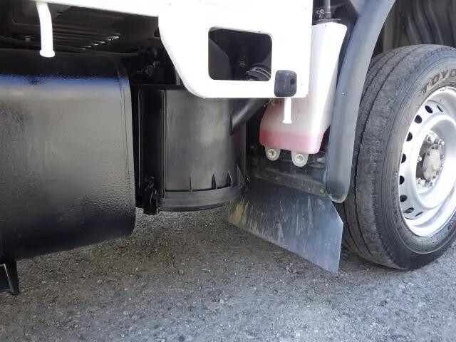 トヨタトヨエース平ボディ小型（2t・3t）[写真26]