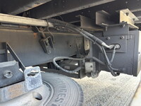 いすゞギガアルミウイング大型（10t）[写真25]