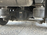 いすゞギガアルミウイング大型（10t）[写真26]