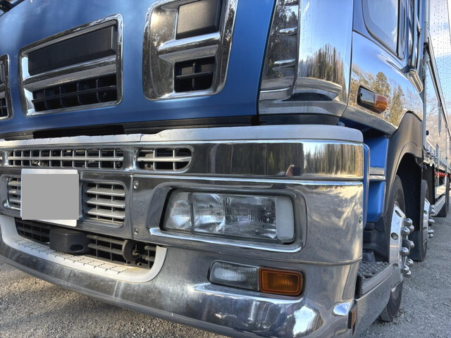 いすゞギガアルミウイング大型（10t）[写真07]