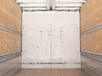 日野レンジャーアルミウイング中型（4t）[写真10]