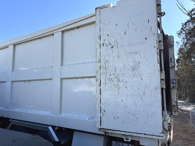 日野プロフィアチップ運搬車大型（10t）[写真11]