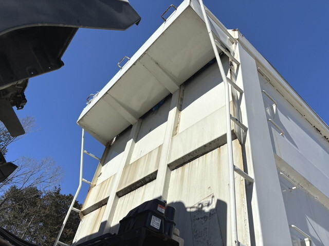 日野プロフィアチップ運搬車大型（10t）[写真38]