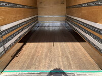 三菱ふそうキャンターアルミバン小型（2t・3t）[写真14]