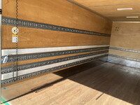 三菱ふそうキャンターアルミバン小型（2t・3t）[写真16]