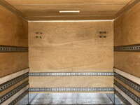 三菱ふそうキャンターアルミバン小型（2t・3t）[写真18]