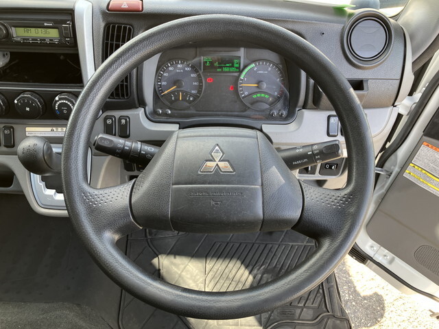 三菱ふそうキャンターアルミバン小型（2t・3t）[写真34]